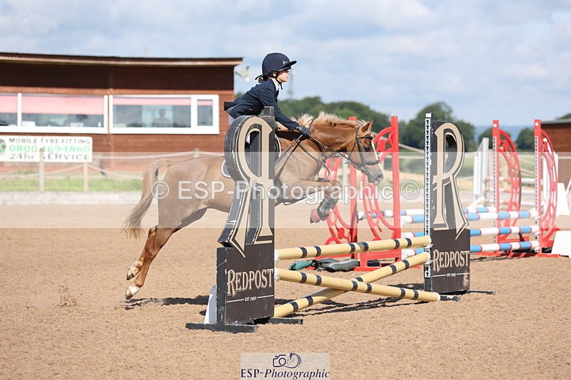 240714A-092546-01565 - Cls 1&2 128cm 10yrs & 70cm Open