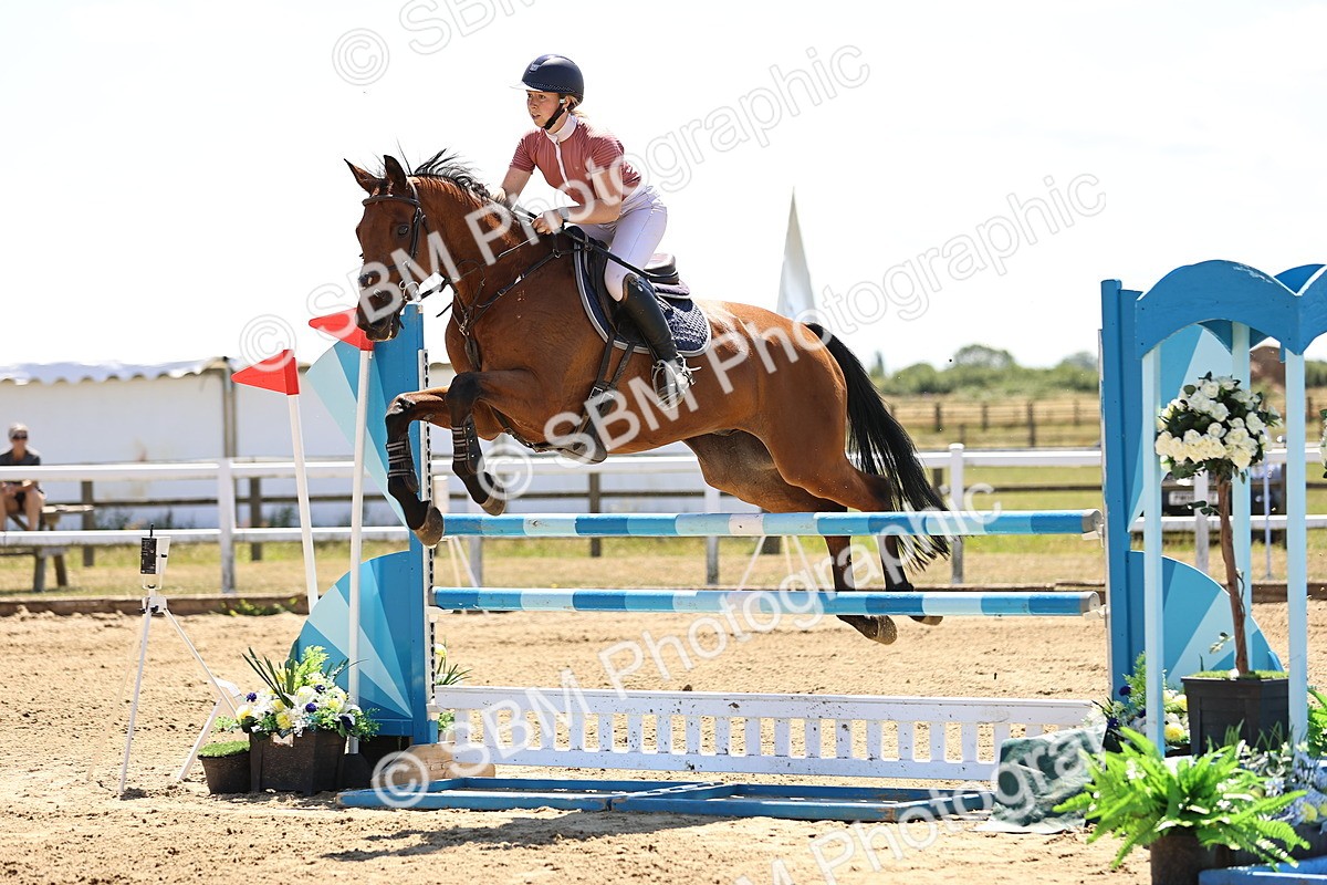 SBM_014519 - Class 15 - Senior Newcomers - 1.10m Open