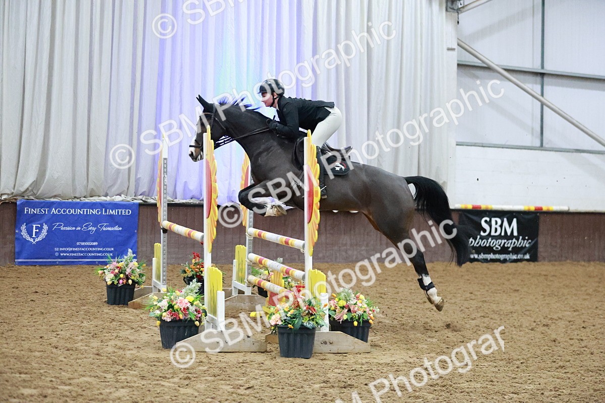 SBM_004343 - Class 17 - Senior Newcomers - 1.10m