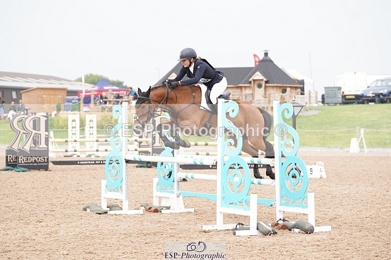 240901A-123918-07539 - 486-Helen.Slack-DOORAGE.FLASHMAN