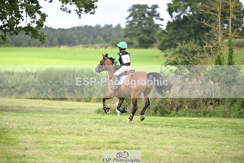 240825X-102725-31350 - 70cm XC 10.00 to 11.00