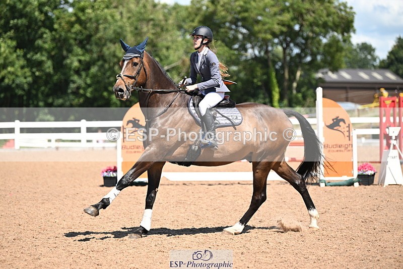 240728A-121712-08486 - Cls 32 85cm Amateur Qualifier