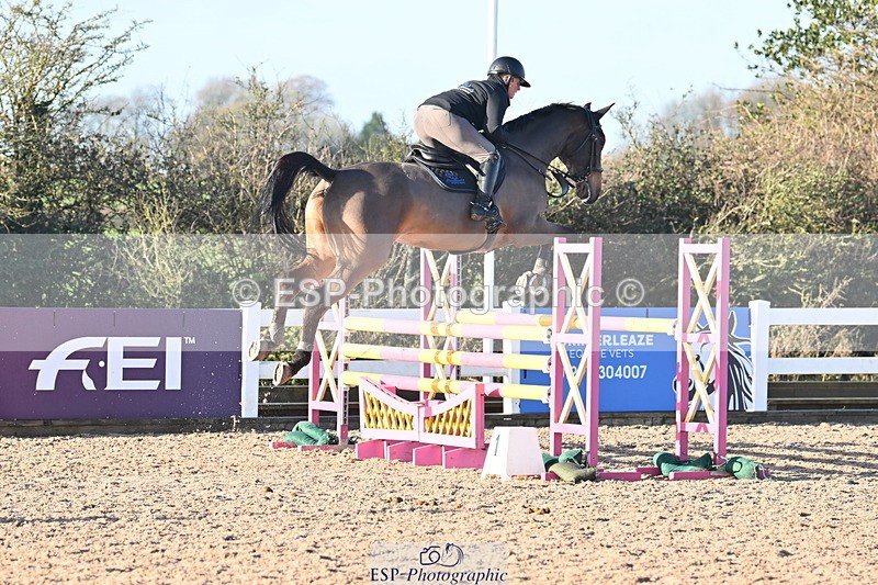 231210A-130649-02484 - Cls 20 Newcomers & 1.10m Open