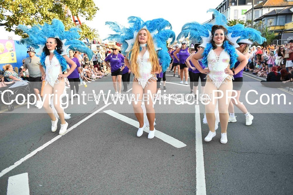 SH4_3761 - Carnival Procession.