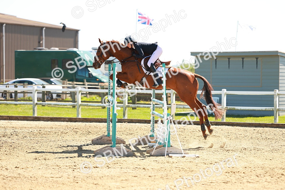SBM_001649 - Class 5 - Senior Foxhunter - 1.20m