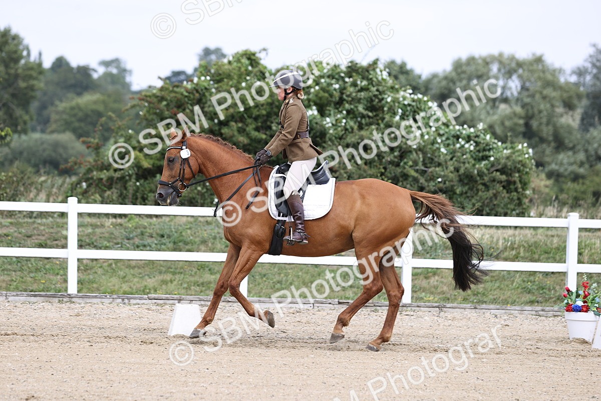 SBM_017408 - Class 14 - Novice 23 - 13.52-14.55