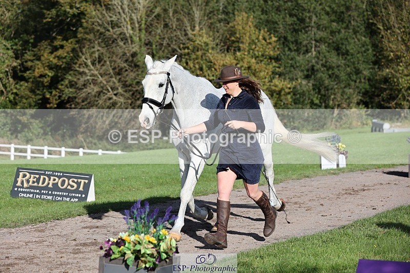 241027-095400-15570 - 321-Hannah.Underhill-DONBEG.GREY