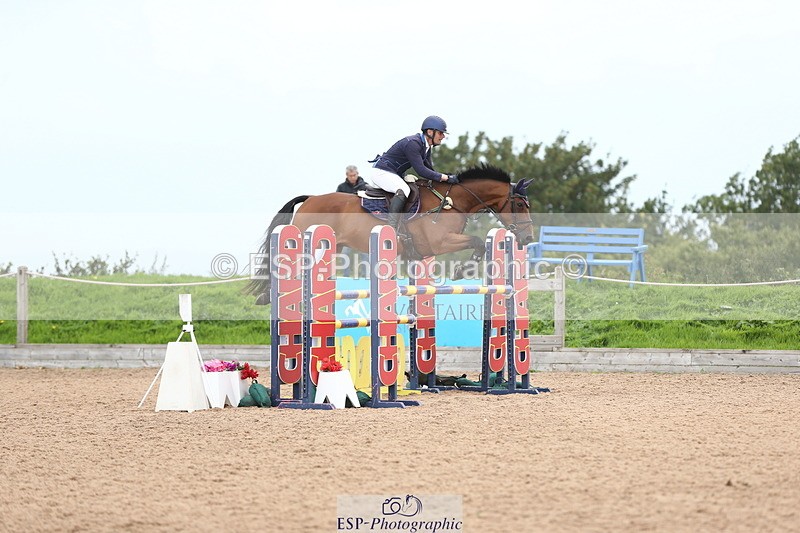 230812A-121157-08746 - Cls 32 Foxhunter