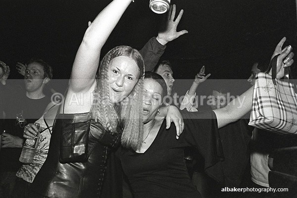 21 - Friends-&-Family @ the-roadhouse 10.05.03