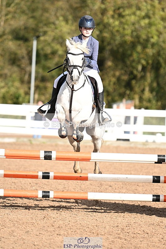 241026A-114333-00762 - SAT Cls 8 Pony Discovery and 90cm Open