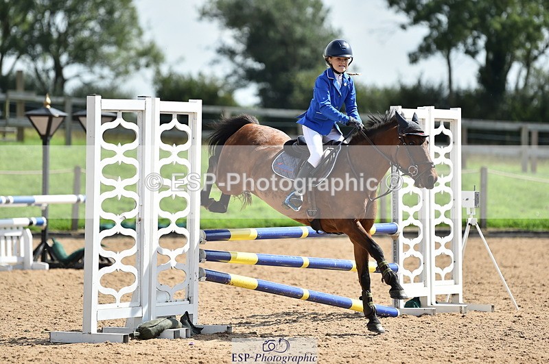 230902A-125054-01244 - Cls 3A Pony Medium 80cm