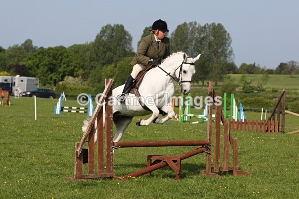 J_MB0023 - MBRC Jumping/Workers June 2013
