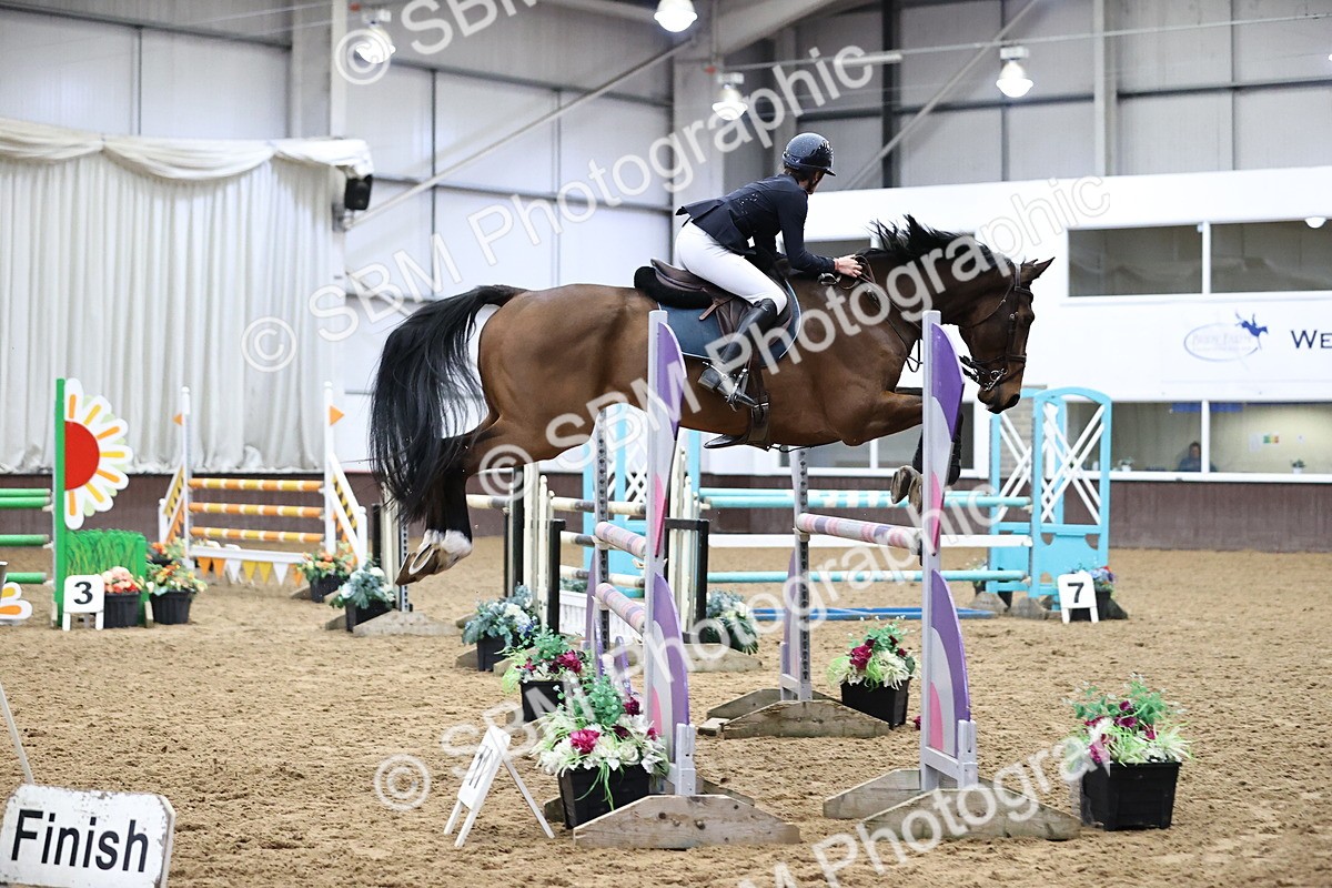SBM_001729 - Class 4 - Senior Newcomers - 1.10m Open