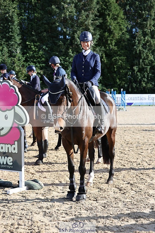 241027-125004-17392 - Presentations - BE90 3DE