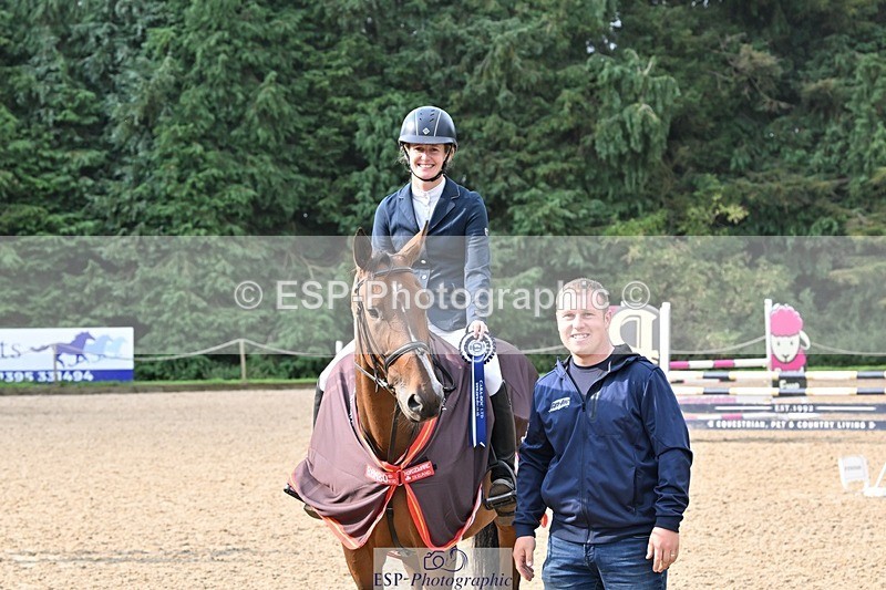 240818-093554-03427 - Cls 8A Snr British Novice