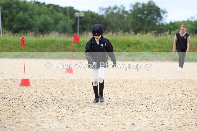 3E7A0110 - Egg and Spoon