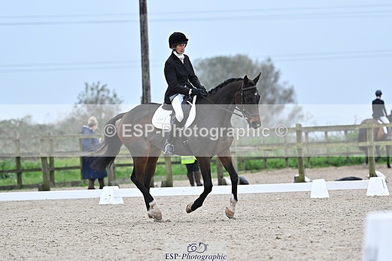 241103-150602-02713 - Novice 1 - 14.44 to 16.08