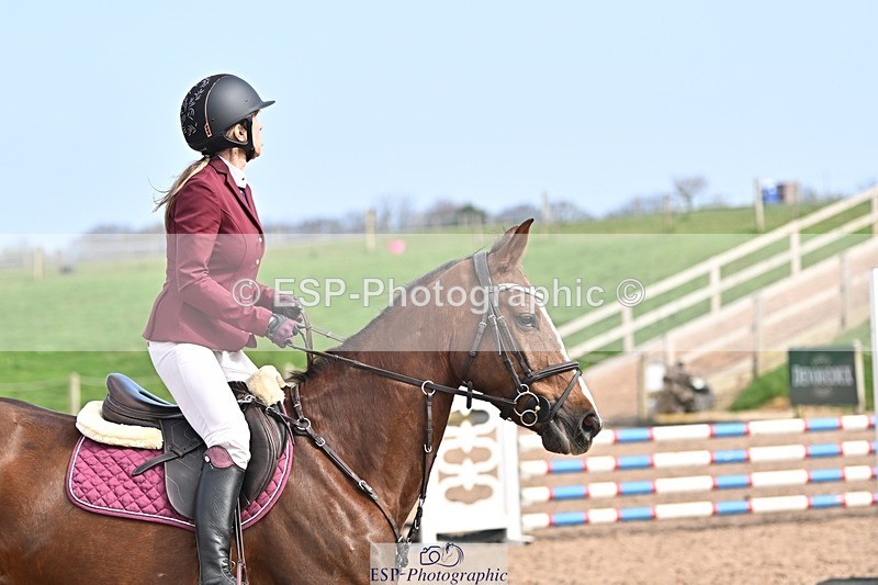 250326-101114-00158 - Cls 1 British Novice and 90cm