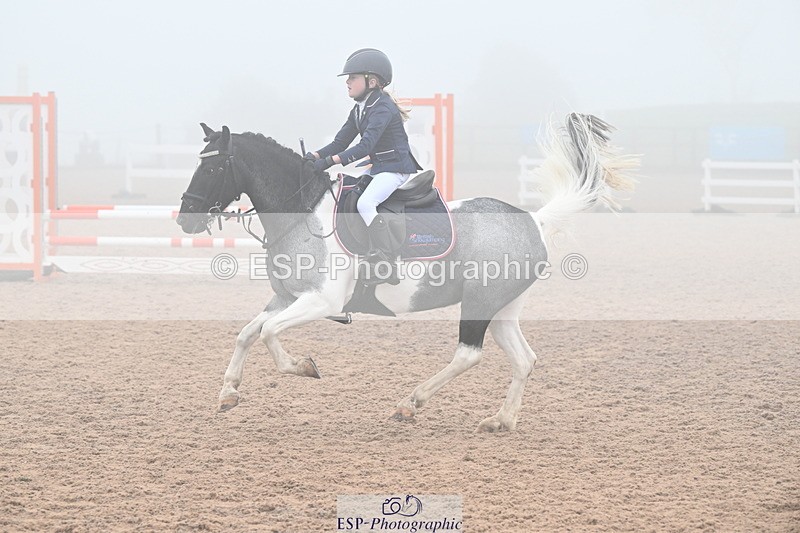 240907A-093116-00133 - Cls 1 Pony Intro 70cm