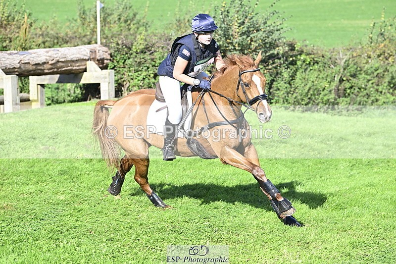 251024A-122454-08983 - B-128-Holly.Law