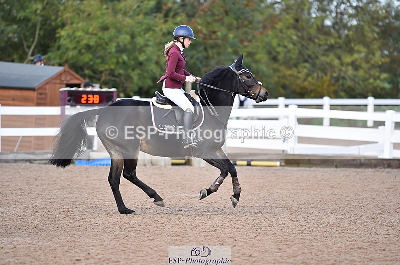 231028A-110322-00673 - Cls 2 British Novice & 80cm Open