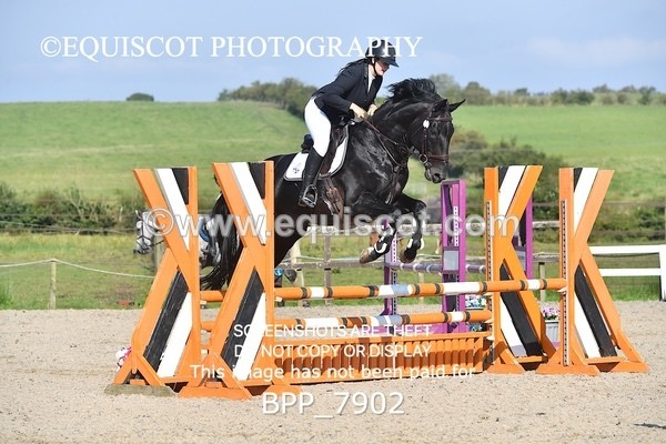 BPP_7902 - CLASS 3 Senior BritiNovice/ 90cm Open