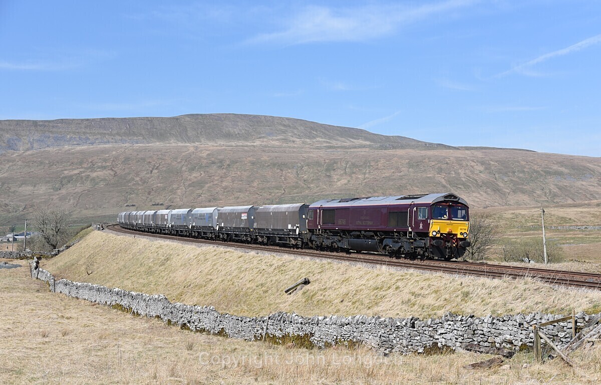 JL - 16.4.20 66746 6M38 Arcow - Bredbury Ribblehead 2 - Ribblehead