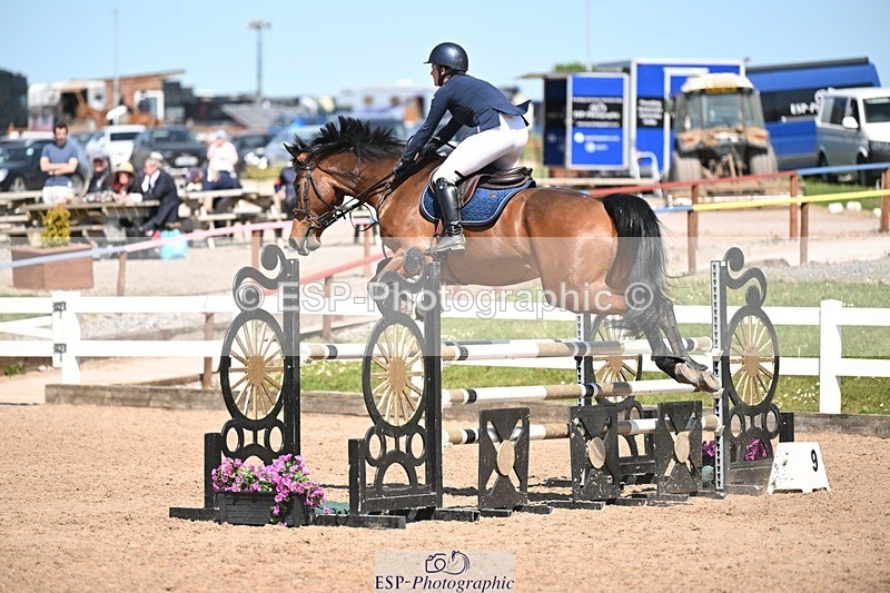 250510-145451-11849 - Cls 23 1.05m Amateur Quali