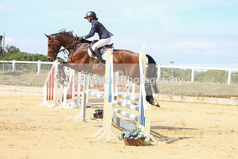 3E7A3560 - Class 4: Senior British Novice/90cm open