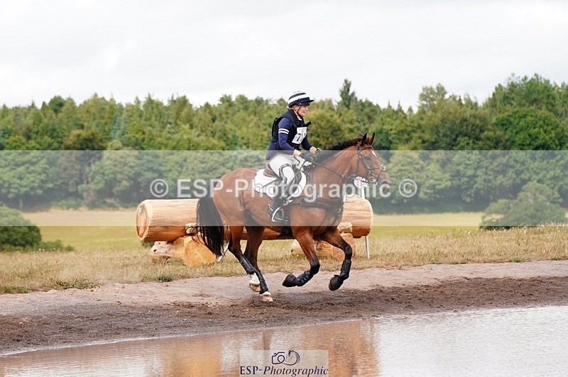 250803A-152242-16538 - P-714-Skye.Pleydell-Bouverie-SUPER.VISION