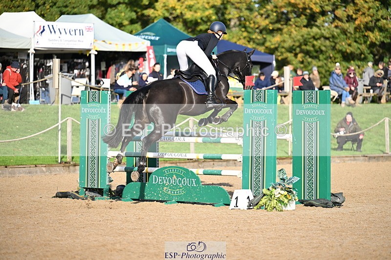 251024A-103513-06508 - B-144-Annabel.Carthy