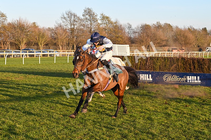 050325-Race 6-Captain Tommy-0277 - Race 6