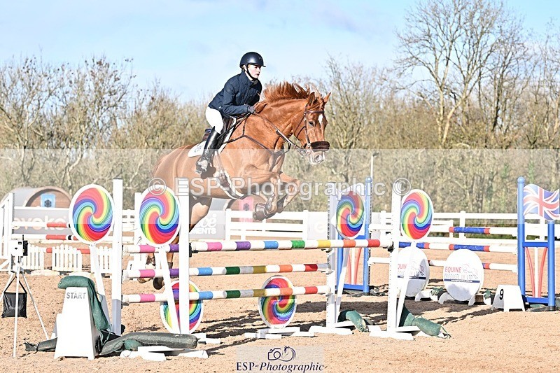 251119-131607-00443 - Cls 4 Newcomers and 1.10m Open