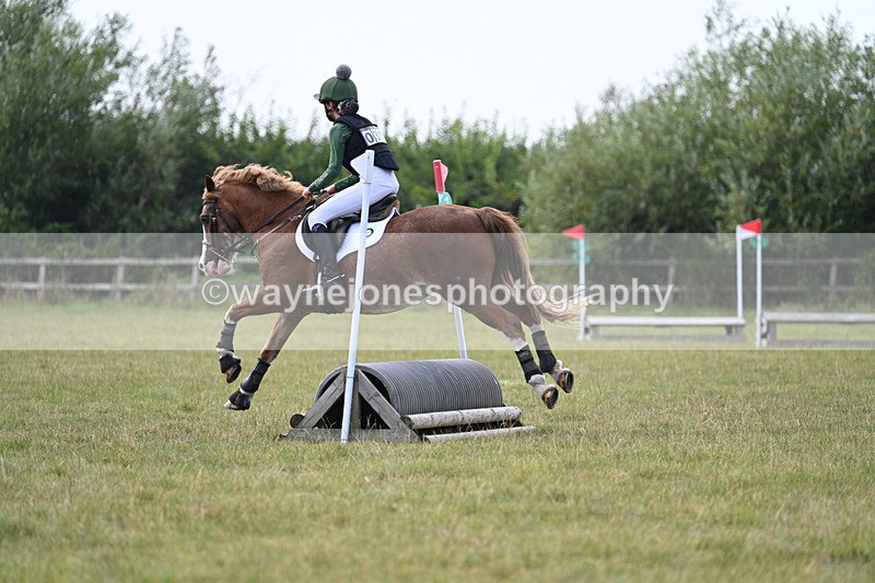 WJ7_7156 - 60cm XC Time 13:22 to 13:53