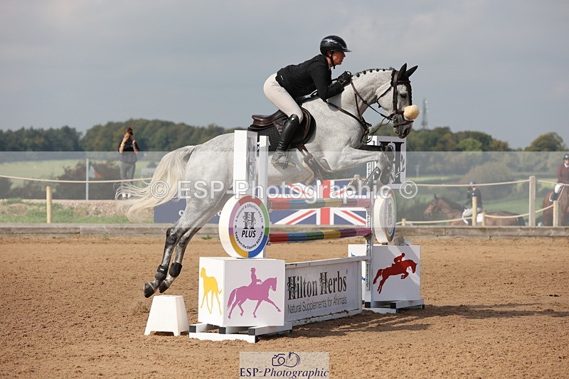 230915A-114659-01877 - Cls 2 Snr Foxhunter