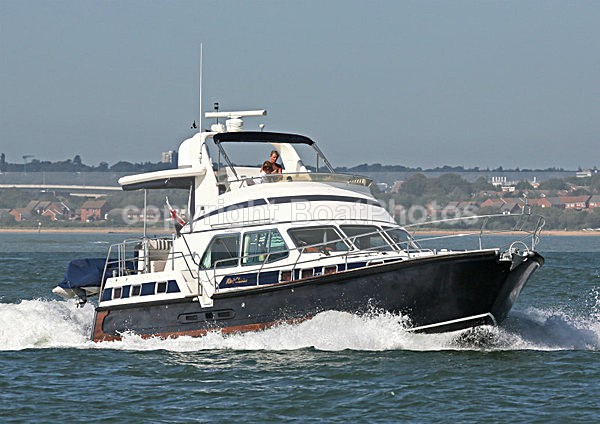 120907 WIND CHEATER OCEAN STAR 47 WT7A1575 - Flybridge Cruisers