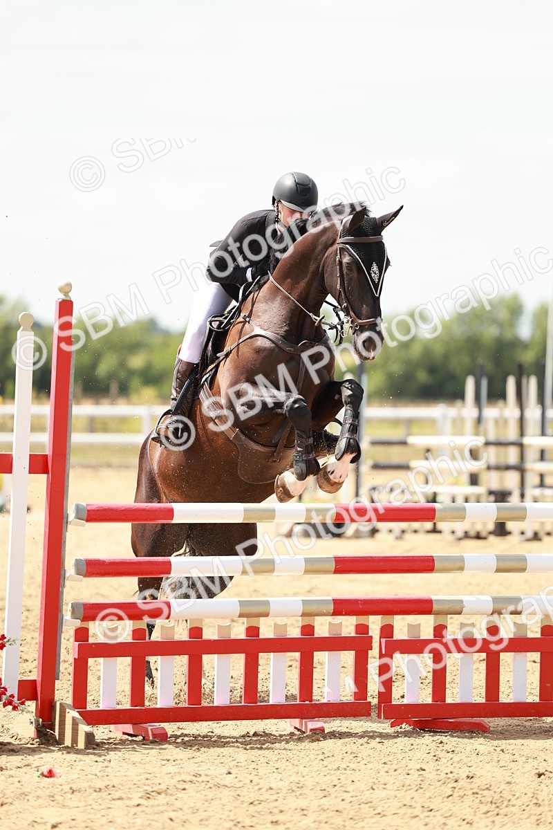 SBM_007608 - Class 3 - Senior Newcomers - 1.10m Open