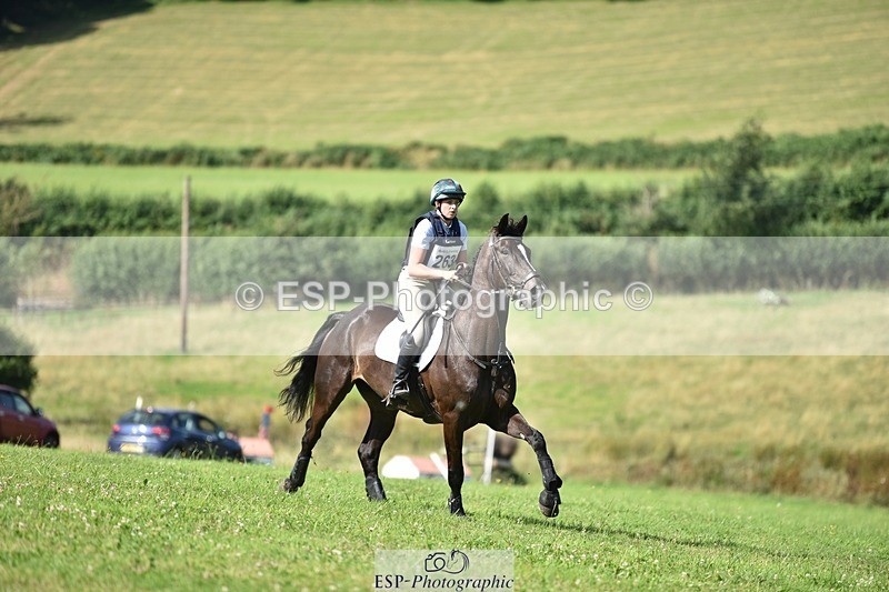 240803-161314-09206 - 263-Torie_Sleep-DUTCH-MAN