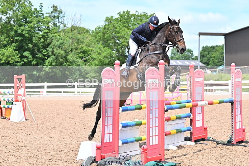 240619A-133717-00295 - Cls 3 Snr 1.05m Open