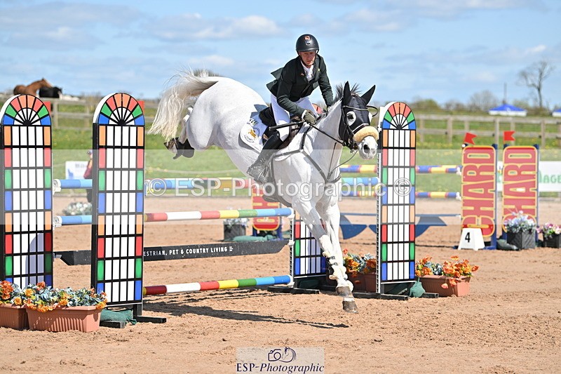 240420A-144406-11793 - Cls 7, 2 Star Medium Tour 1.35m