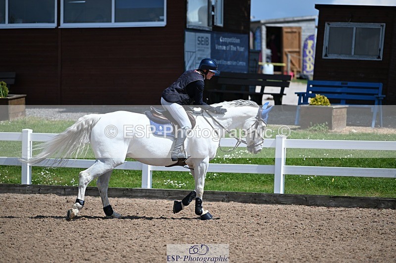 260507-123651-03377 - Cls 8 95cm Amateur Qualifier