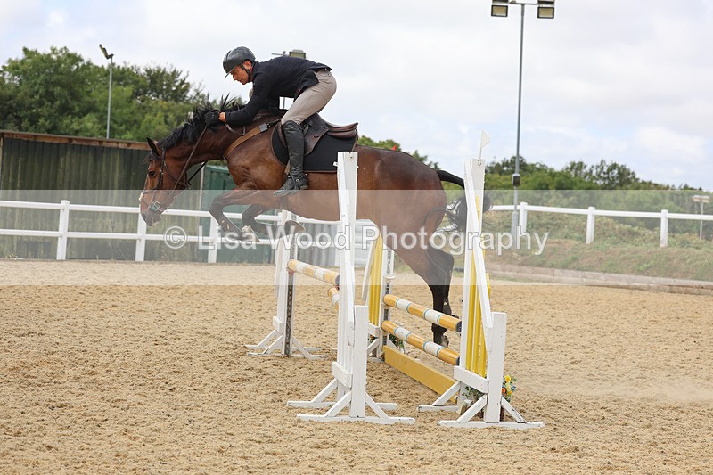 3E7A4960 - Class 4: Senior British Novice/90cm open