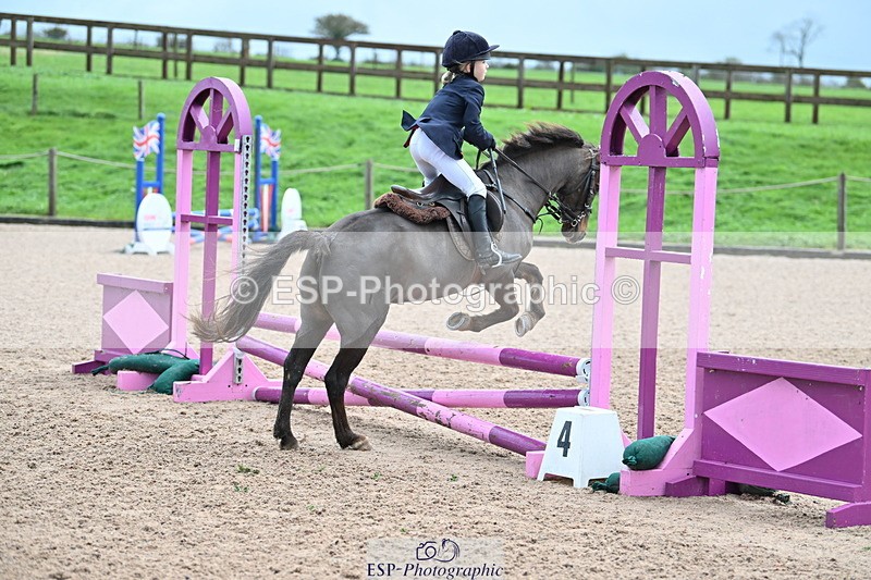 231029A-093024-02409 - 60cm Club and Schools