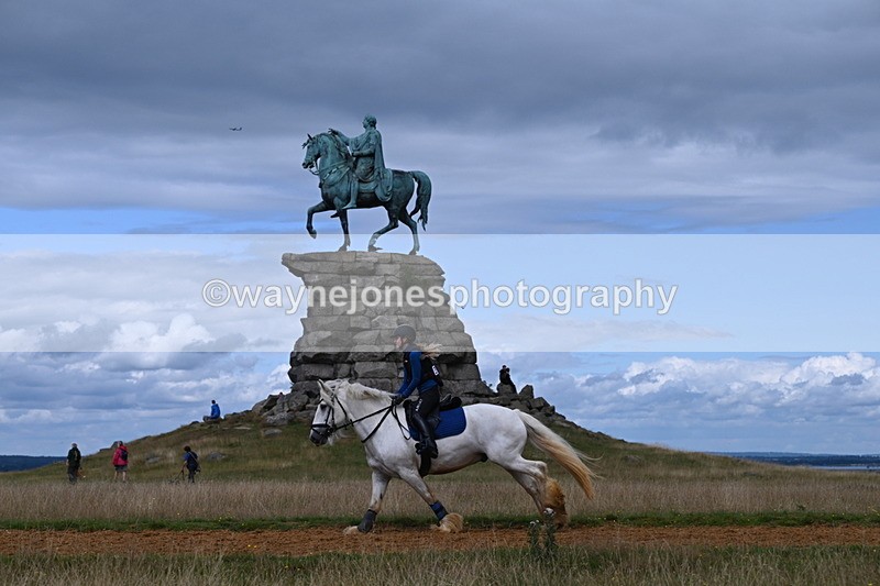 DSC_8750 - Time at Statue 14:33 to 15:10