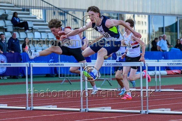 Age25SAT-918233 - Track Male