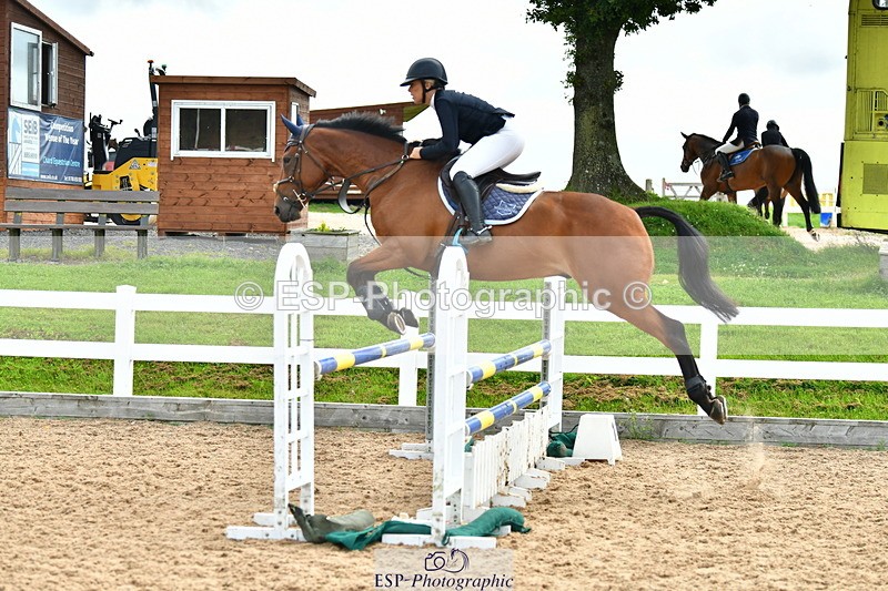 230813A-110542-11634 - Cls 40 A&B Senior Discovery & 1m Open