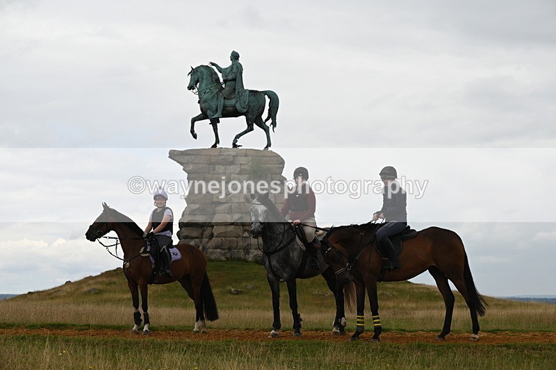 DSC_7503 - Time at Statue 13:16 to 13:52