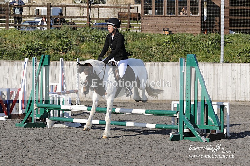 _EST0155 - Bourne Valley Riding Club Winter Showjumping 27/03/22