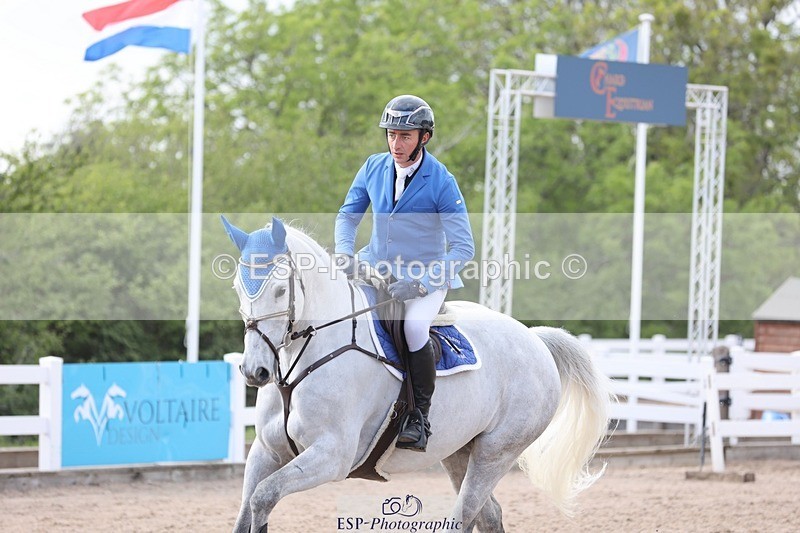 250508-171452-04313 - Cls 12 Snr Newcomers