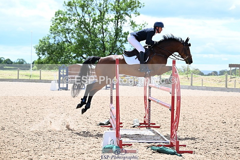 240608A-143532-02783 - Cls 5 Snr Foxhunter and 1.20m Open